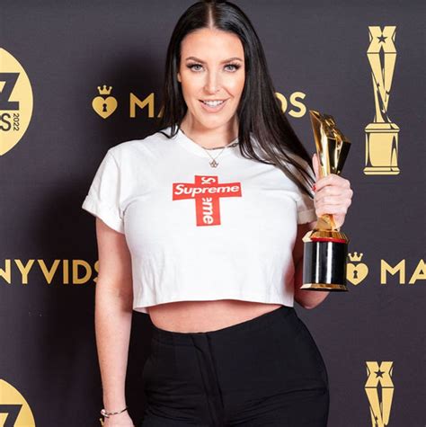 angela white height in feet|Angela White Wiki, Age, Bio, Height, Husband, Career, Net Worth